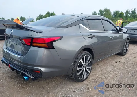 2022 Nissan Altima Sr Intelligent Awd z USA, uszkodzony, nr VIN 1N4BL4CW7NN307737